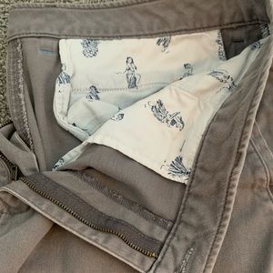 Tommy Bahama Grey Shorts 36